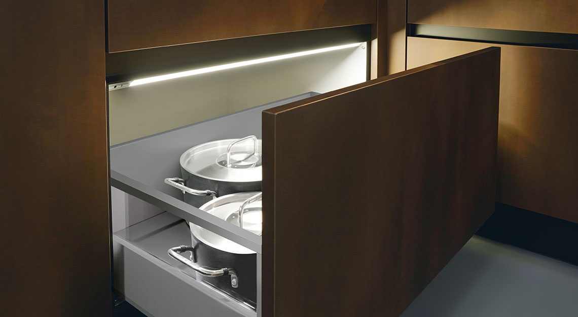 Moderne keukens bij Jansen Totaal Wonen